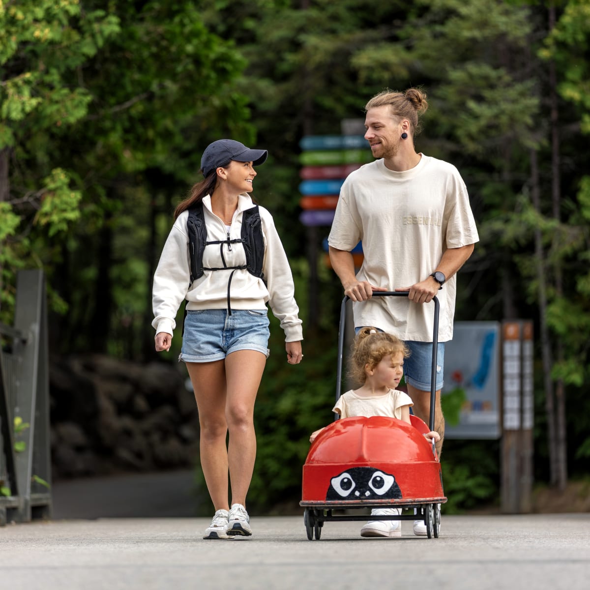 Family at the zoo.