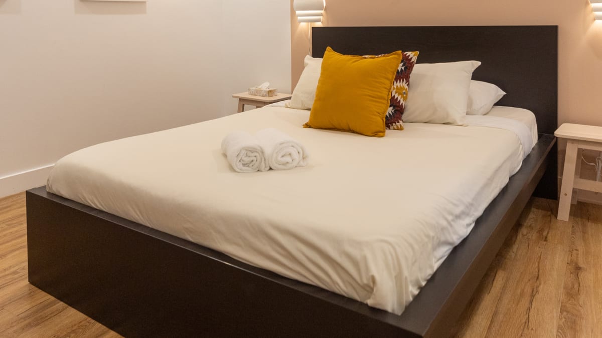 Chambre privée de l'auberge Saintlo Montréal