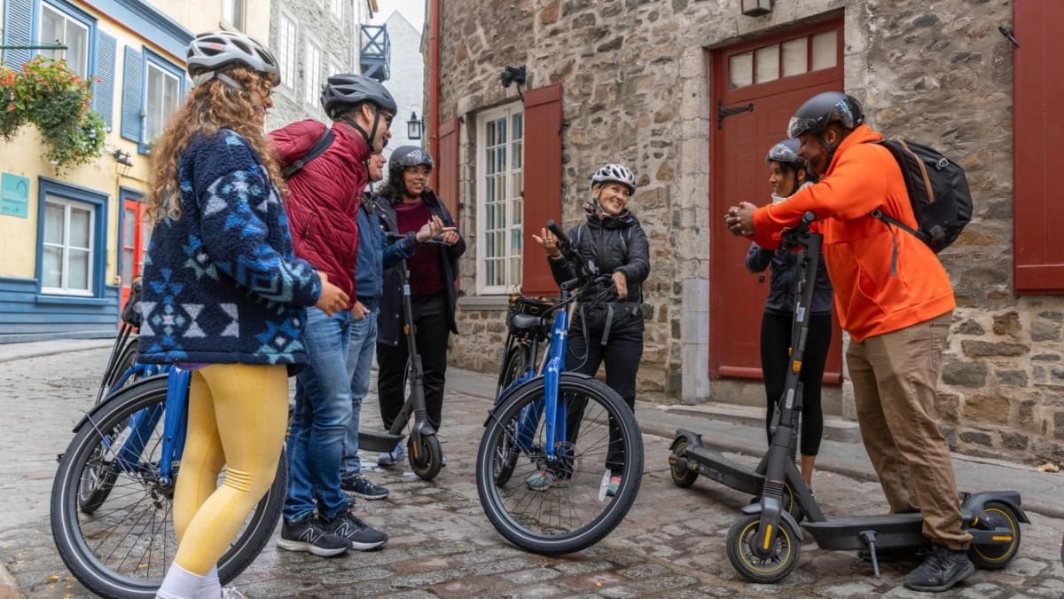 Group on electric bikes with a tour guide in Québec City.