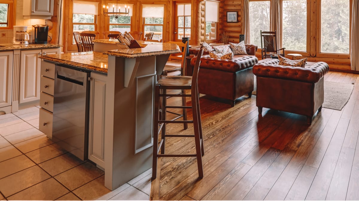 Find comfort and nature at the Fiddler Lake Resort