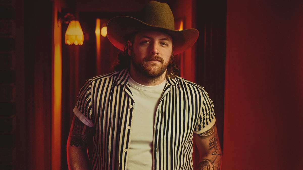 Portrait of Matt Lang.