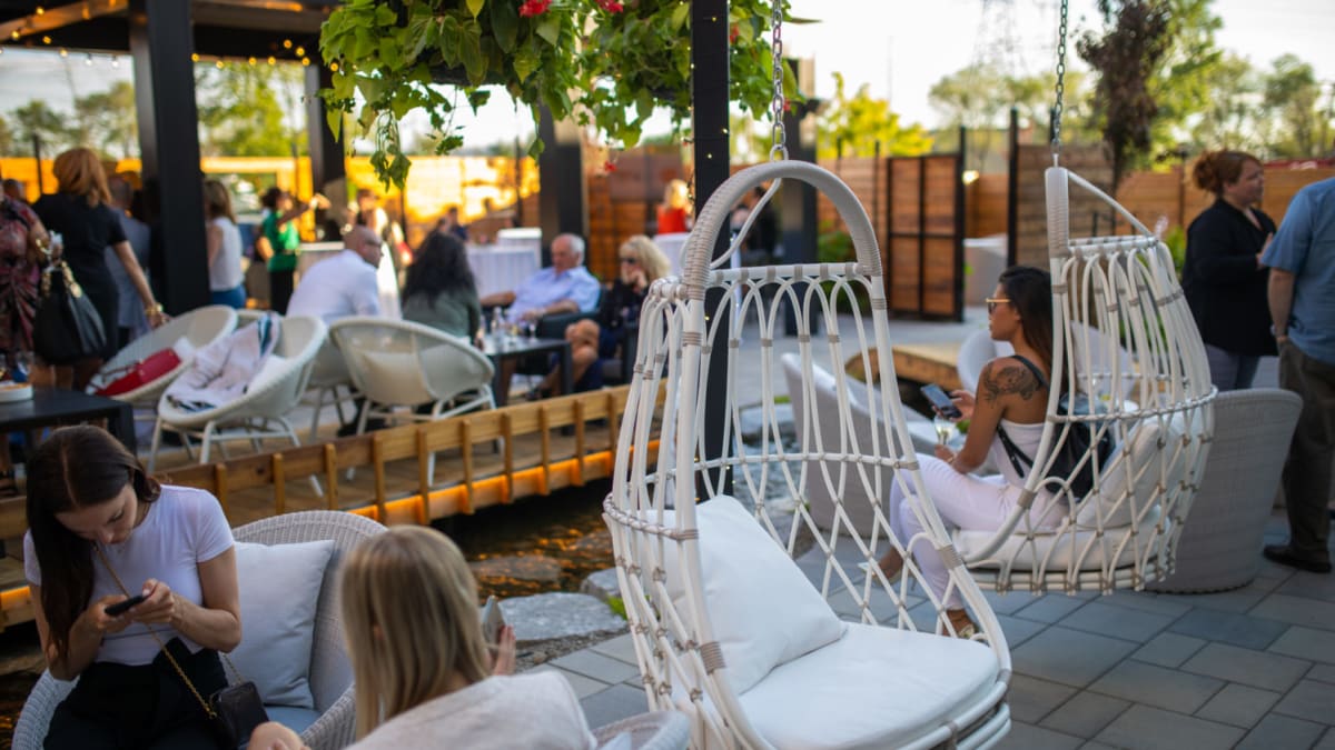 Hotel Mortagne’s trendy terrace.