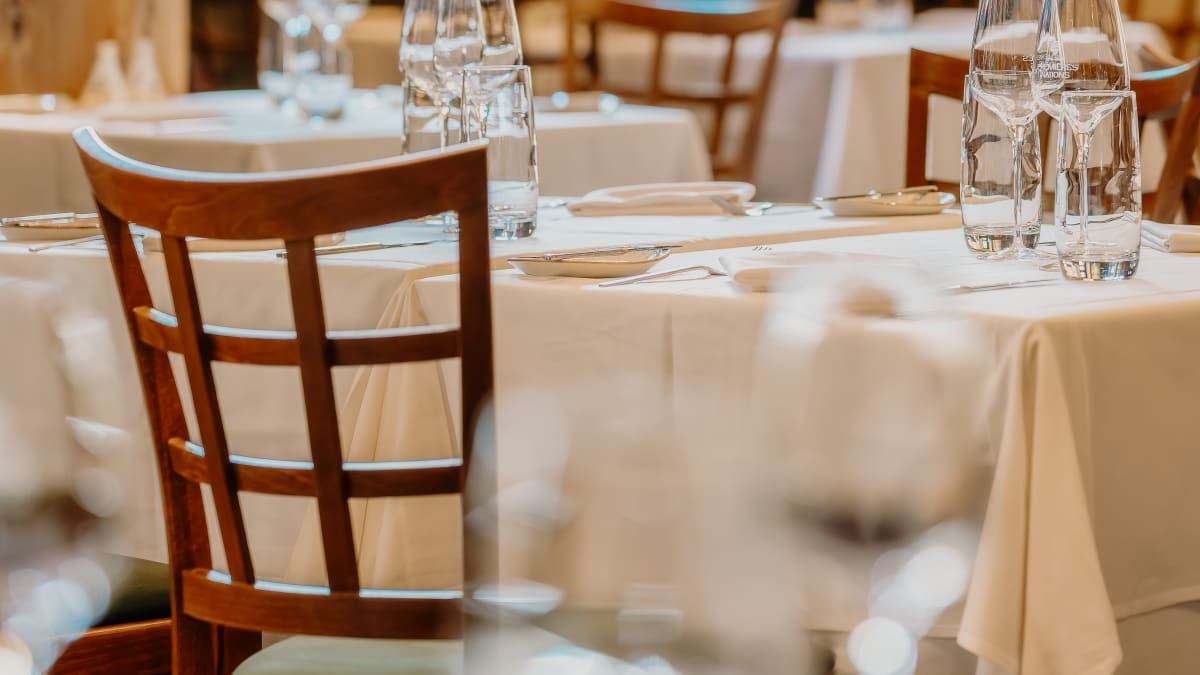 Salle à dîner luxueuse au Restaurant La Traite.