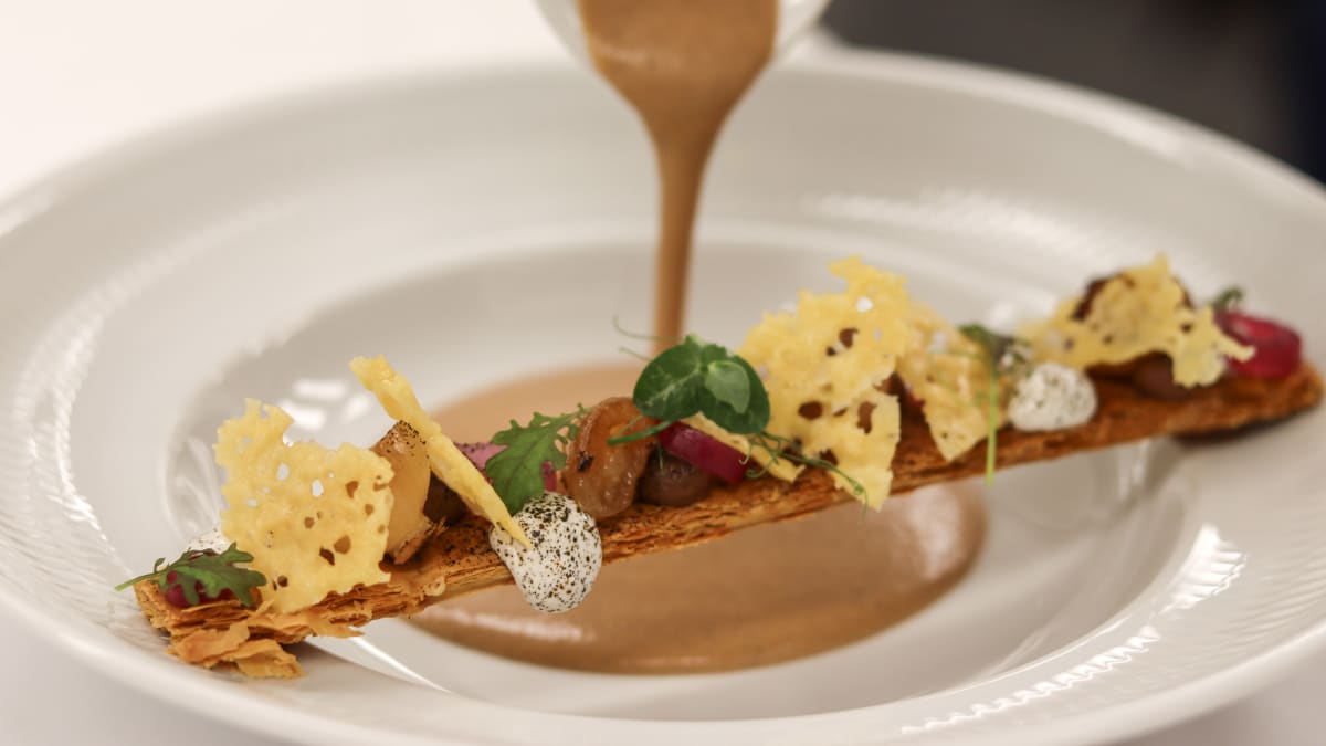 Fine dining dish served at Le Riverain restaurant at Hotel & Spa Ripplecove.
