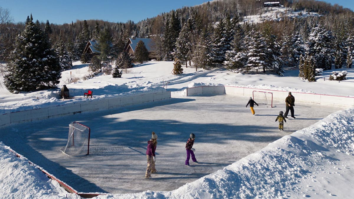 Hockey sur patinoire extérieure
