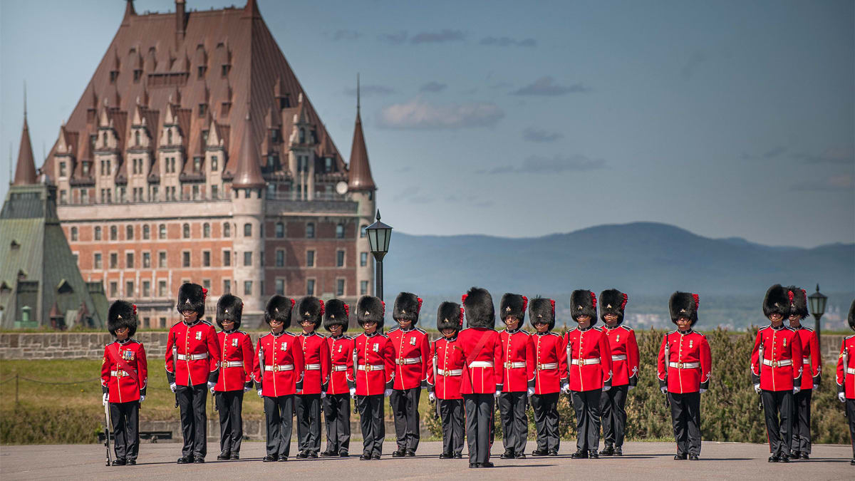 Cérémonie de la relève de la garde à la Citadelle de Québec