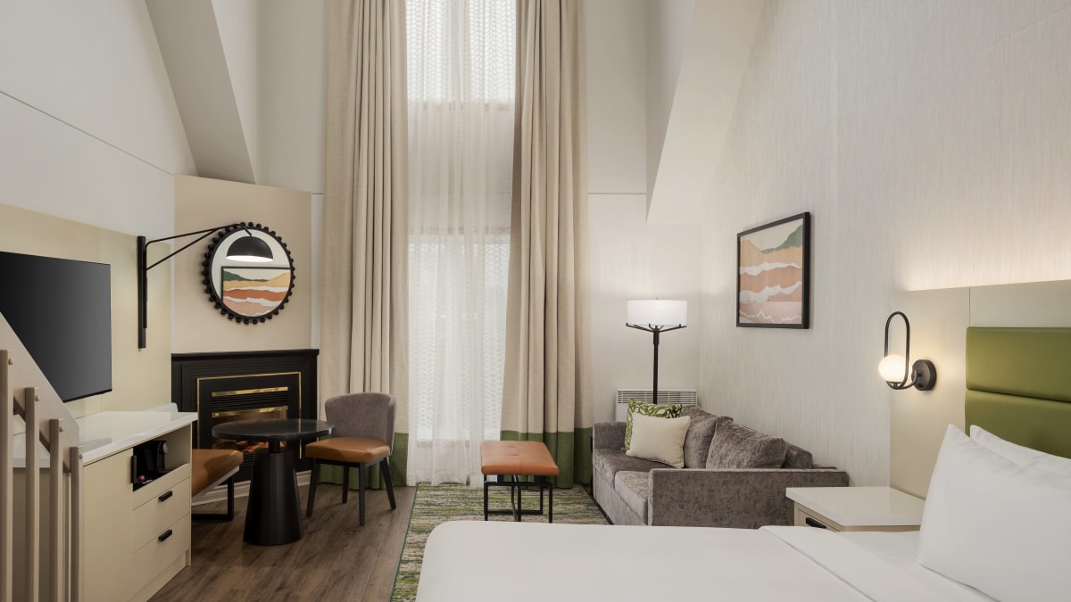 Interior of a guest room at Le Parc Gatineau hotel.