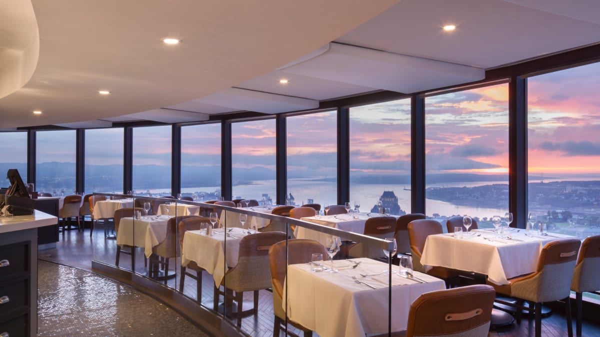 View of the dining room at Le Ciel!, Hotel Le Concorde’s rotating bistro-bar