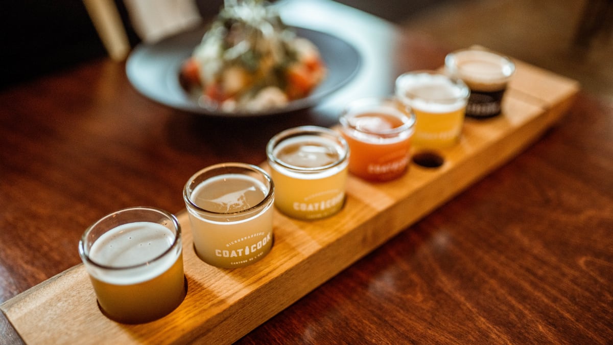 Tasting palette with 6 kinds of beer.