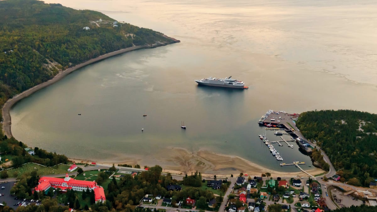 Cruise ship in Tadoussac.