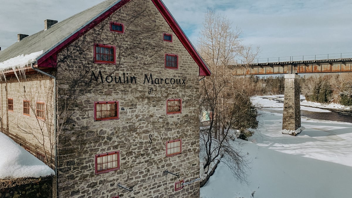 The Marcoux mill in Portneuf at the end of winter.