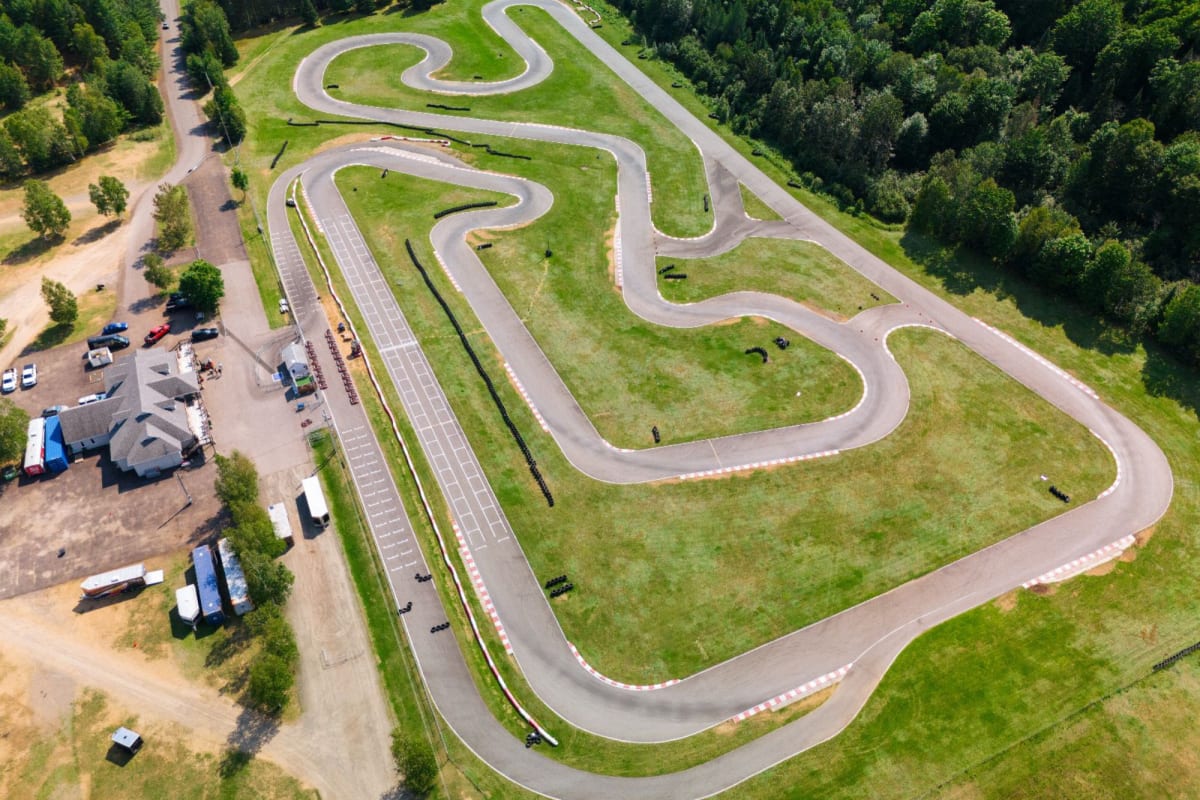 Piste à l'Académie Tag Karting.