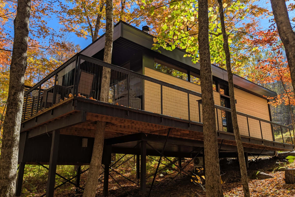 Les chalets de cabin Sutton en automne.