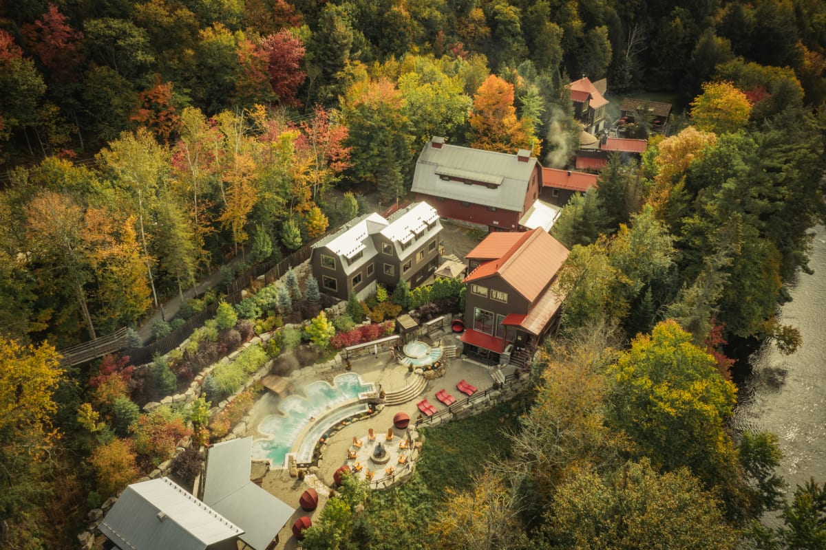 Aerial view of Scandinave Spa Mont-Tremblant in autumn