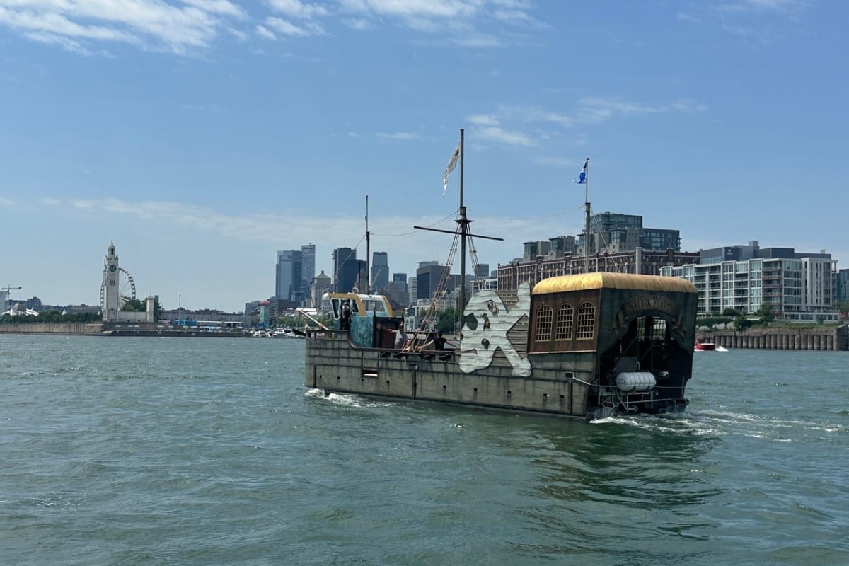 Pirate ship in the old port of Montréal.