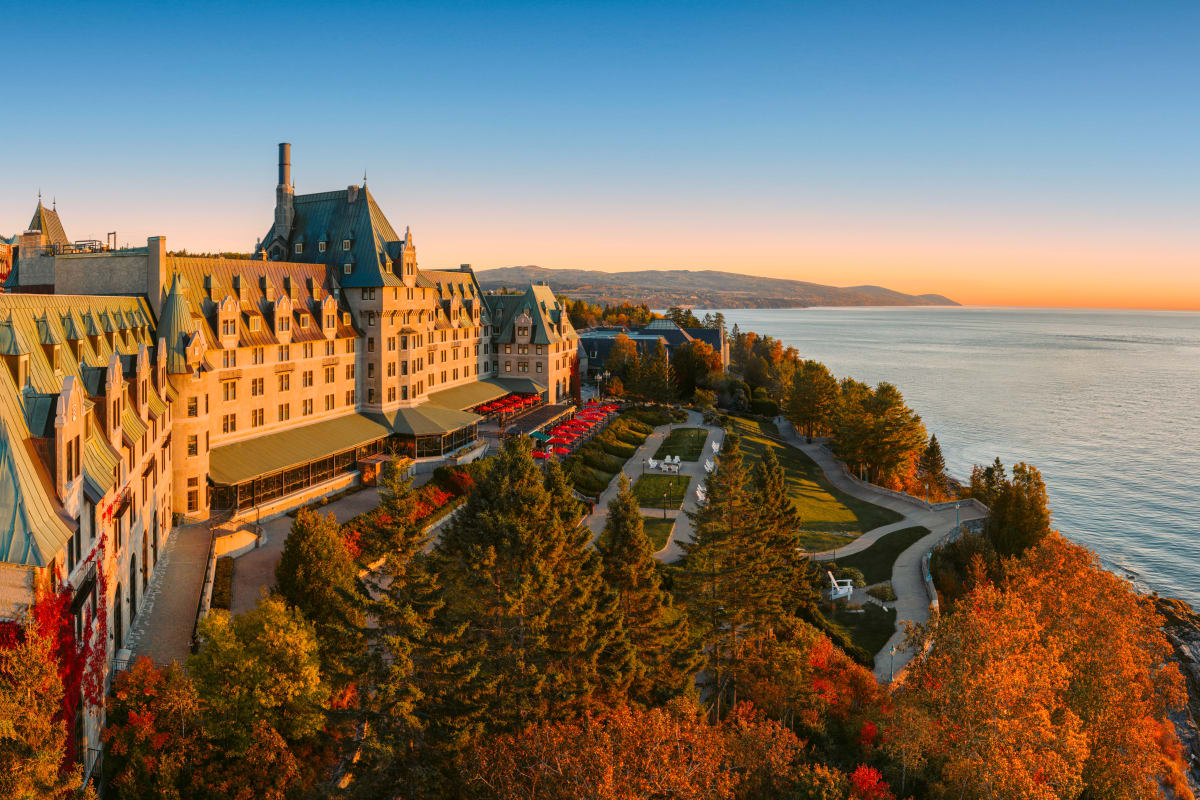 Fairmont Le Manoir Richelieu in the fall.