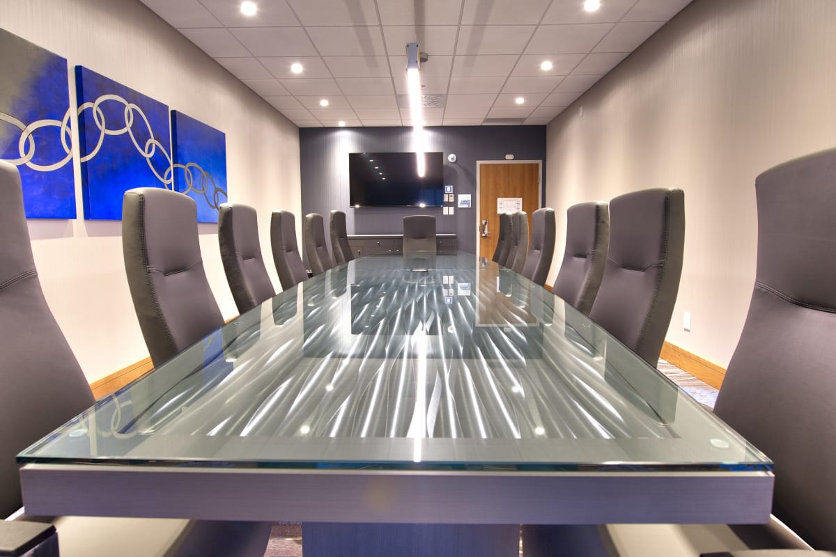 Holiday Inn Express & Suites Vaudreuil-Dorion - Salle de réunion