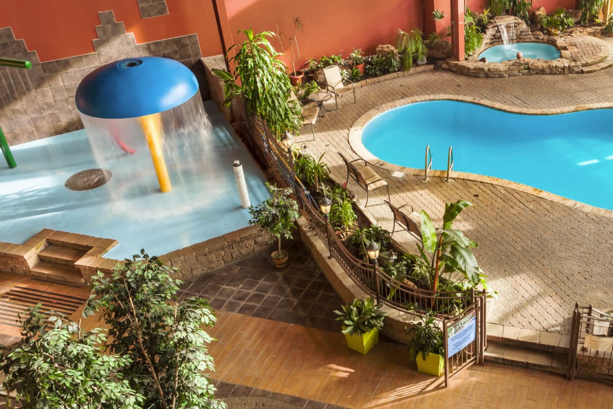 Pool.