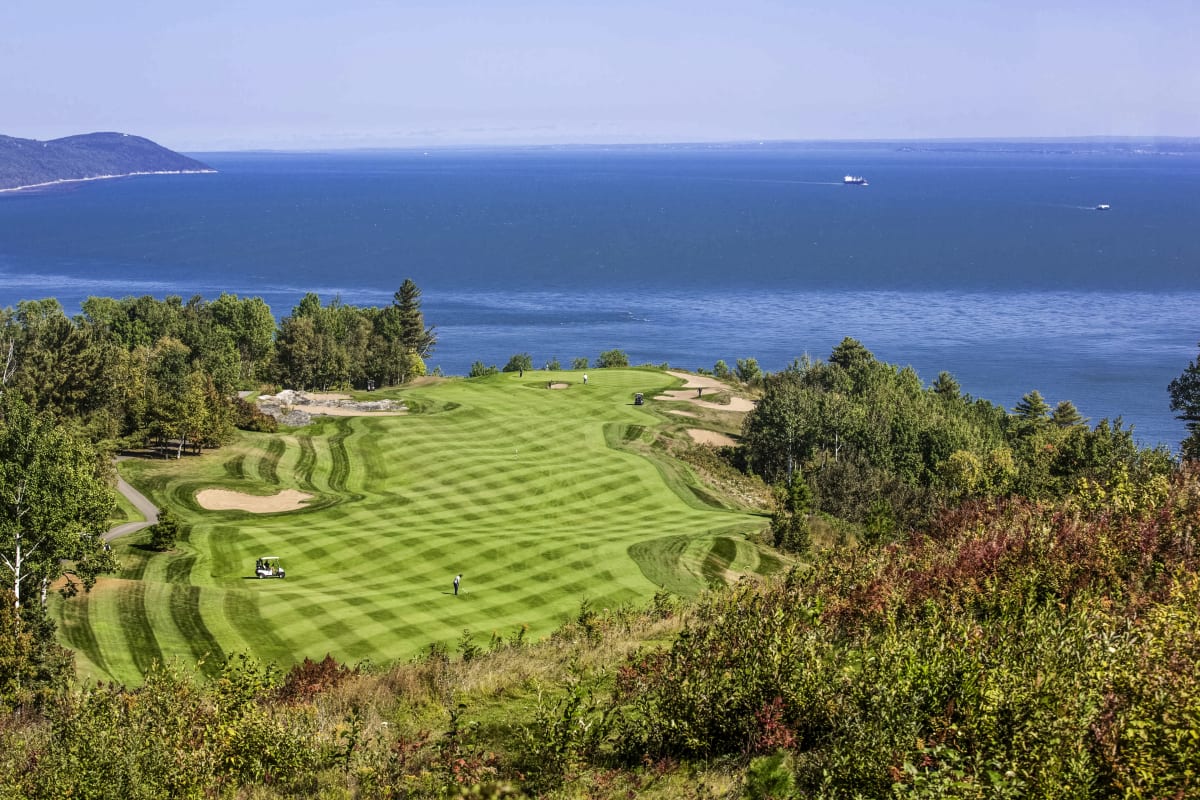 Charlevoix Golf Course with a view of the St. Lawrence River.