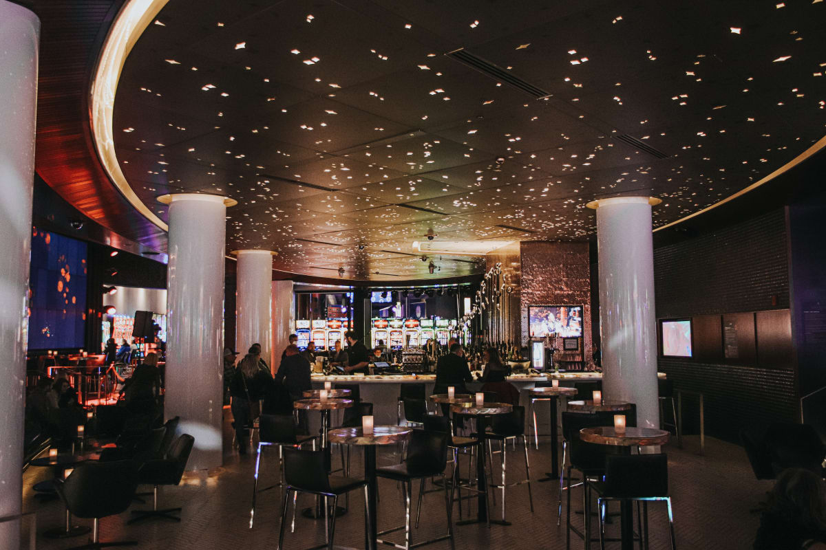 Bar 7 at Casino Lac-Leamy