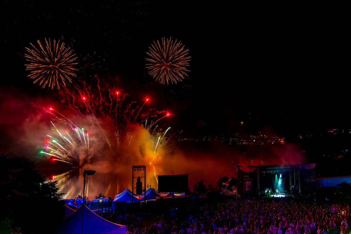 Fireworks at Fête du Lac des Nations.