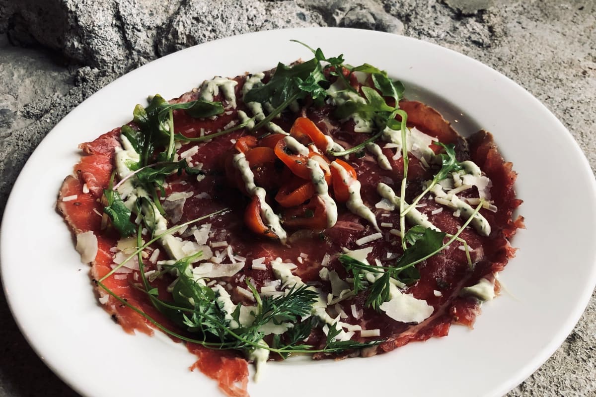 Carpaccio de bœuf.