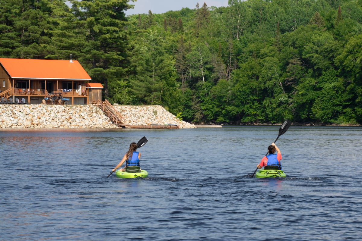 Laurentian Outfitter - The outdoor outfitter!