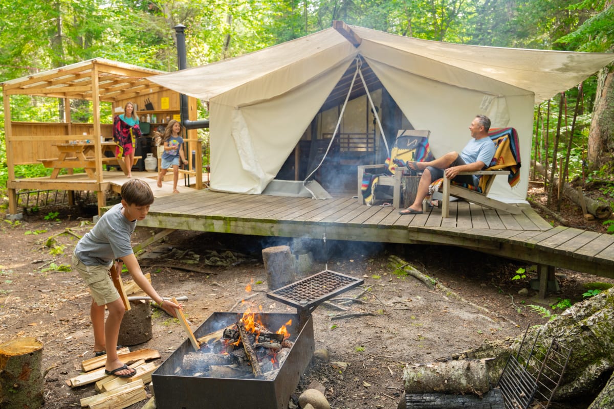 Laurentian Outfitter - The outdoor outfitter!