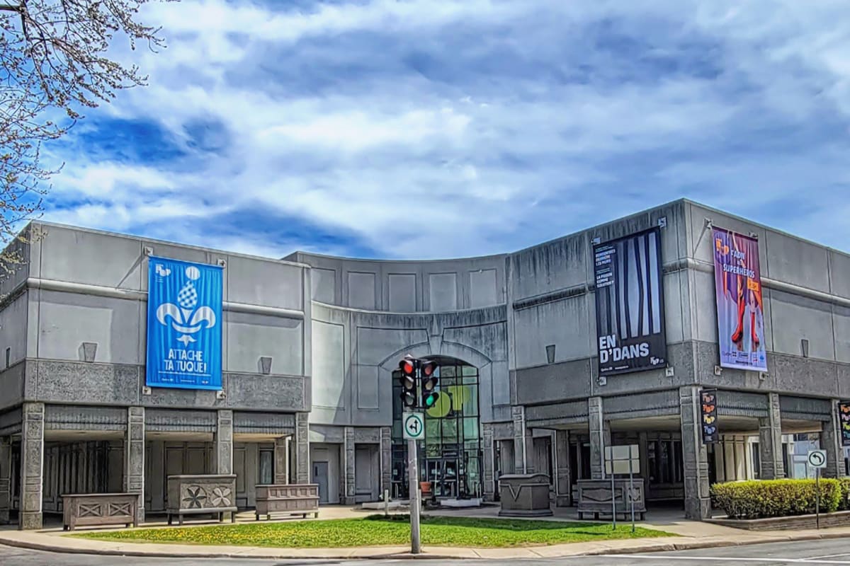 Outside of the Musée POP.