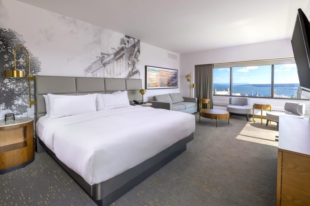 Hotel room at Hilton Québec