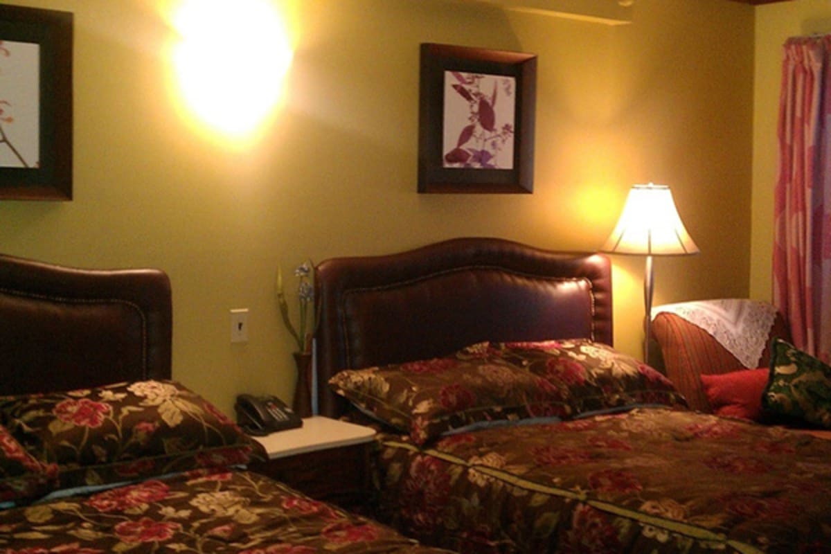 hotel_motel_le_chateau_1