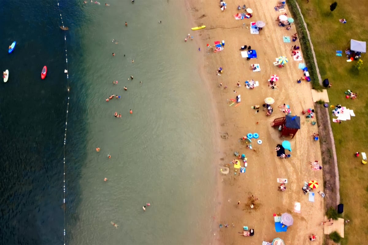 La plage du Parc régional des Îles-de-Saint-Timothée.