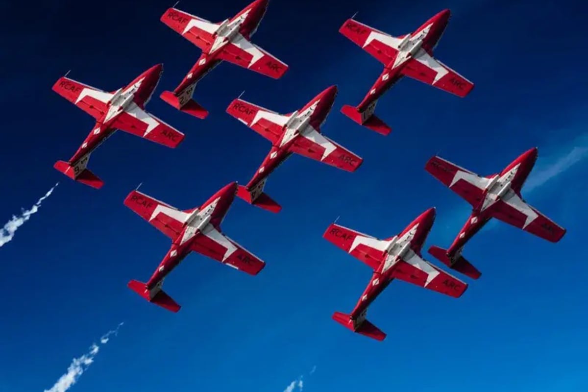 Spectacle aérien AÉRO Gatineau-Ottawa - Sept avions dans le ciel