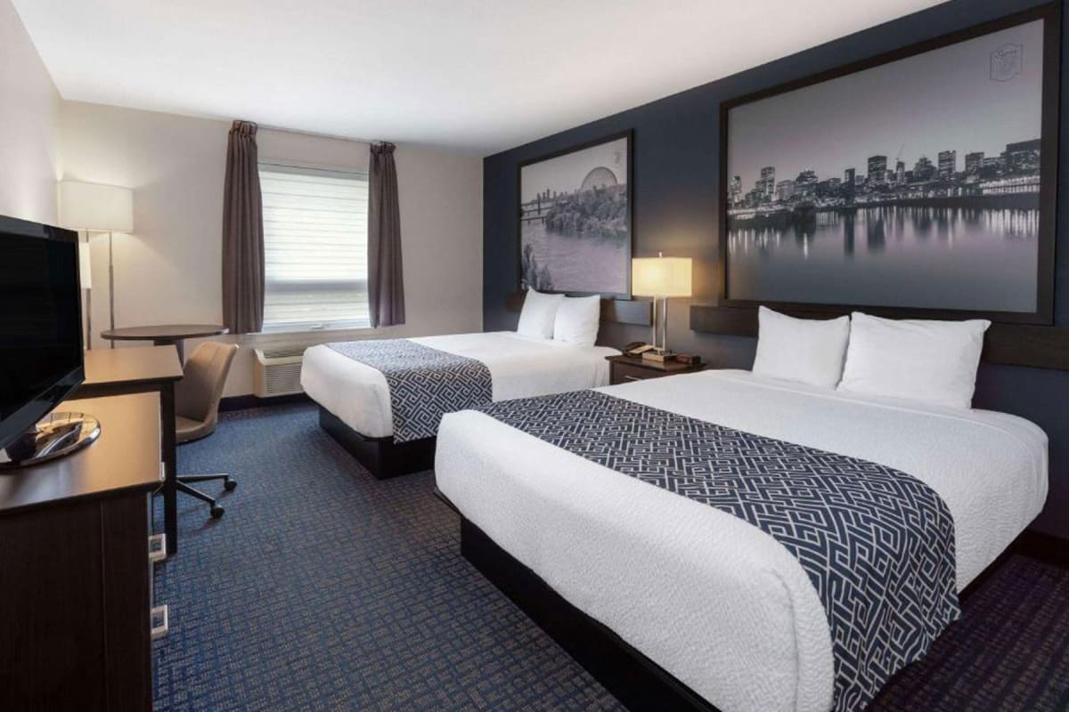 Super 8 Hotel Lachenaie
