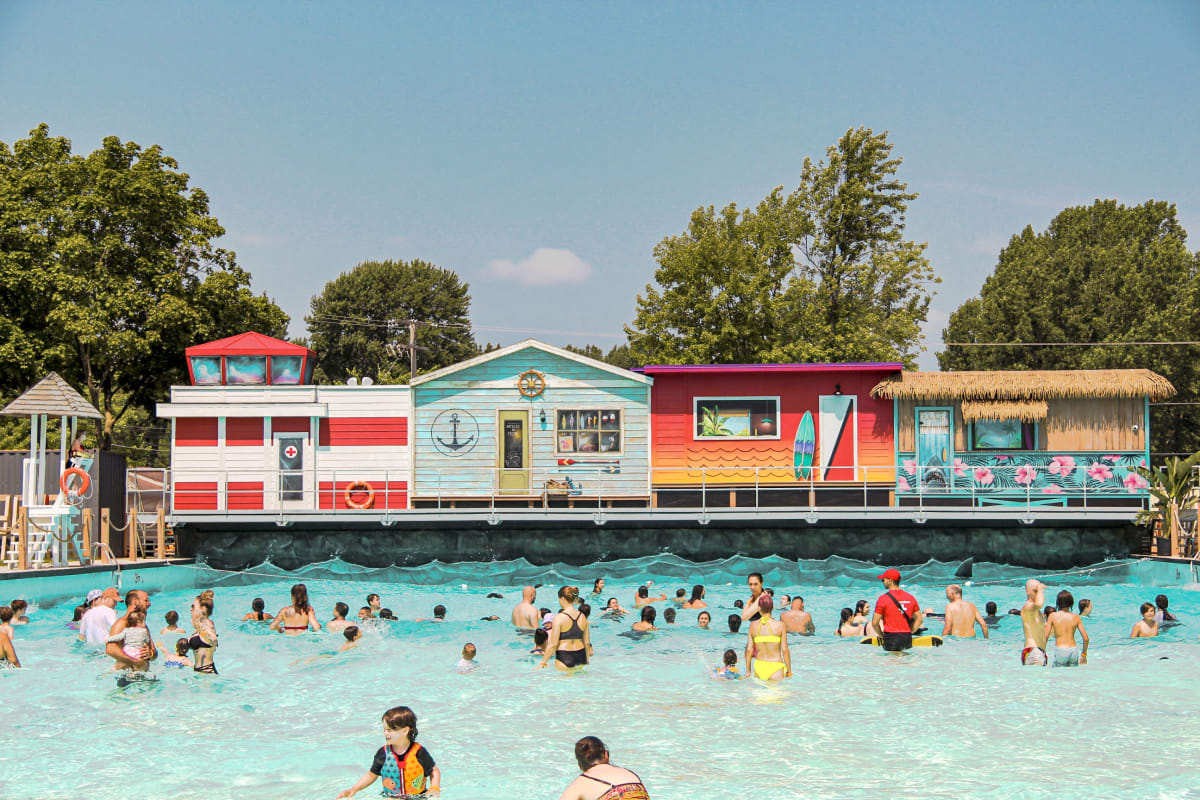 Super Aqua Club