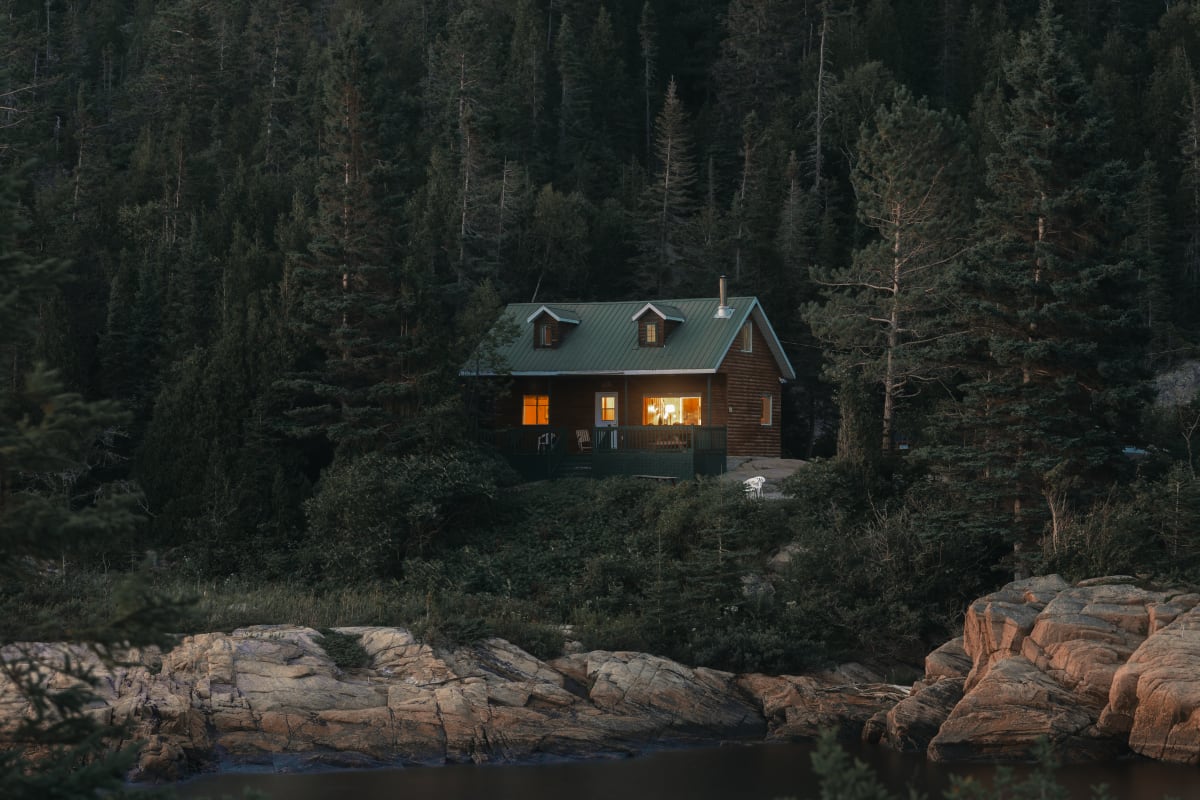 Cottage in the forest at Ferme 5 étoiles.