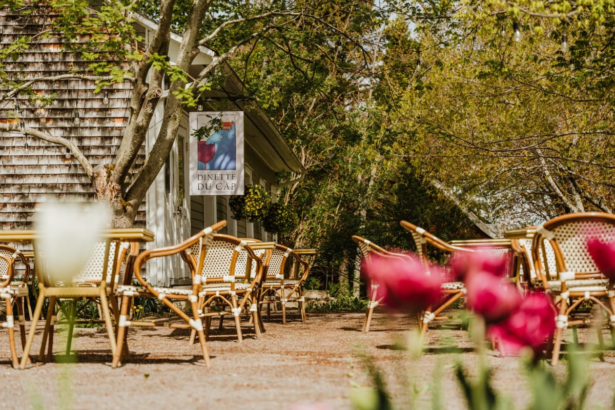 Terrace of La Dinette du Cap in spring.