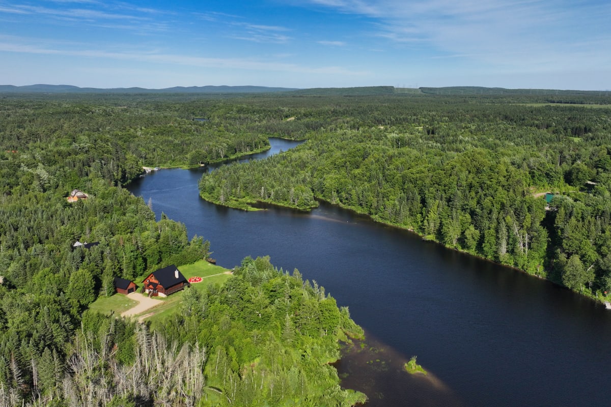 River at Au Chalet en Bois Rond.