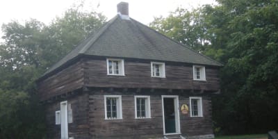 Blockhaus de la Rivière-Lacolle - Building facade