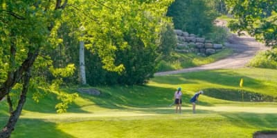 Give Golf as a gift at Chalets Royal Laurentien
