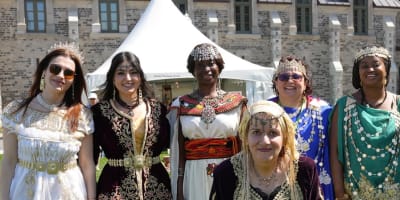 Festival AfriCa Fest - Un groupe de femmes, vêtues de robes traditionnelles