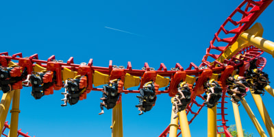 Montagne russe la ronde six flag