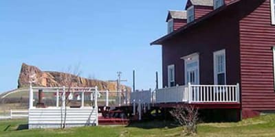 auberge_de_jeunesse_la_maison_rouge_1