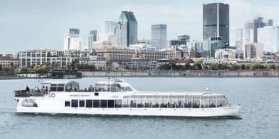 bateau_mouche_au_vieux_port_de_montreal_1