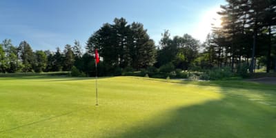 club_de_golf_les_quatre_domaines_1