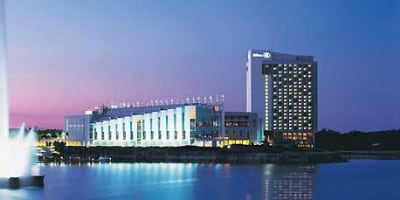 hilton_lac_leamy_1
