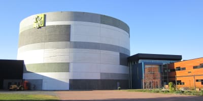 la_tohu_la_cite_des_arts_du_cirque_1