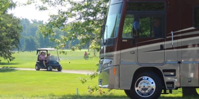 parc_de_motorises_godefroy_1