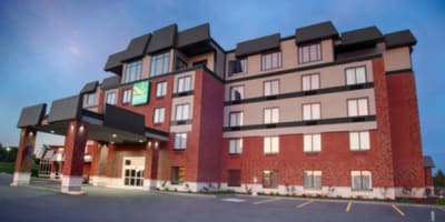 quality_inn__suites_victoriaville_1