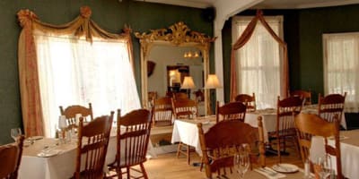 restaurant_de_lauberge_de_la_tour_du_lac_1